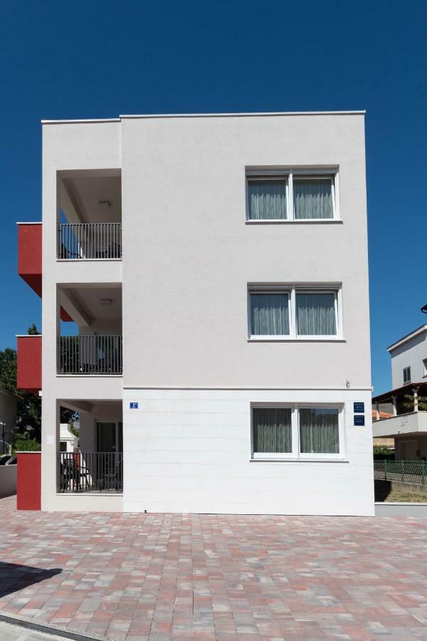 Apartment House Ivan John ポドストラナ エクステリア 写真